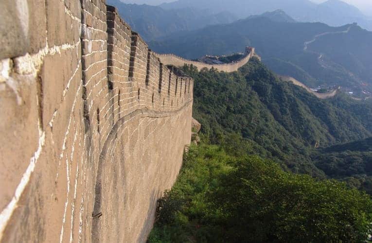 La muraglia cinese è come una scarpata calcarea